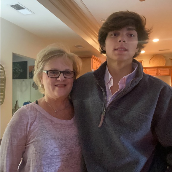 Meet your Posher, Dede - Picture 4 of 7